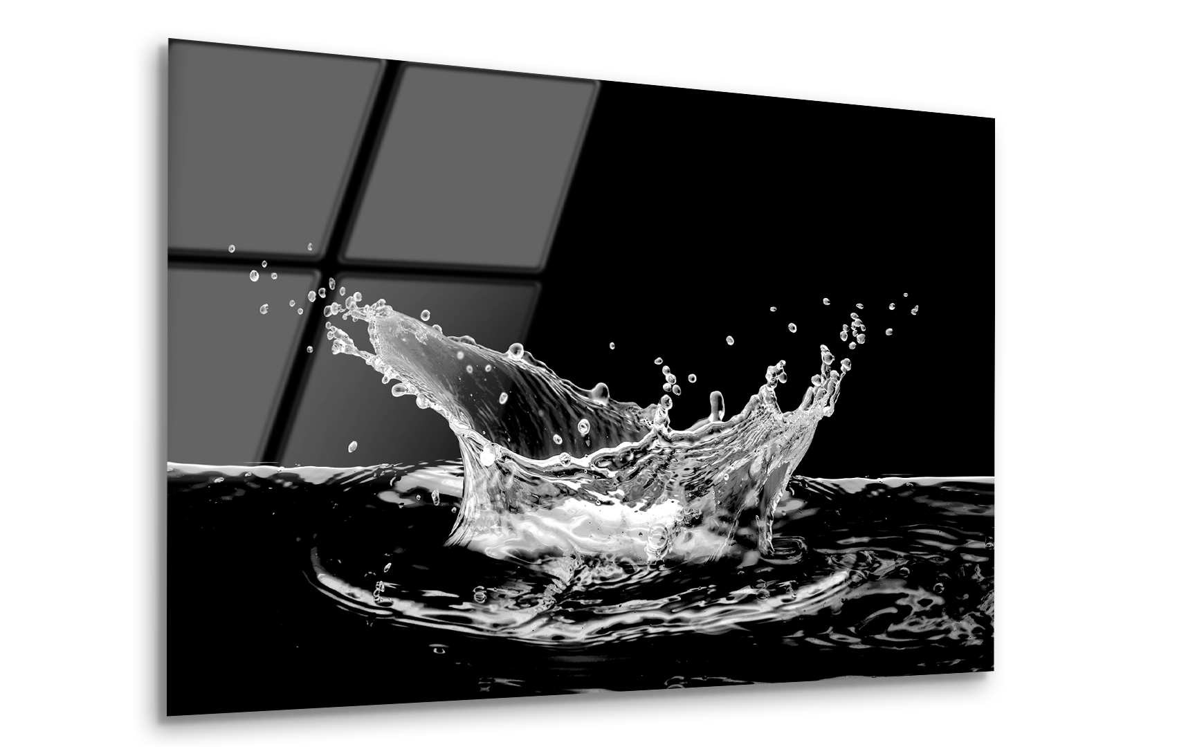 Water Splash Isolated on Background | Premium HD Metal Wall Art - DezignArt